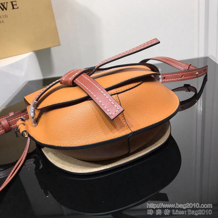 LOEWE羅意威 荔枝紋原版 2018新款 Gate 手袋 蝴蝶結包包 肩背斜挎包 男女同款 3039  jdl1090
